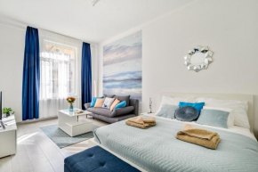 Central Oasis 2 bd Apartment